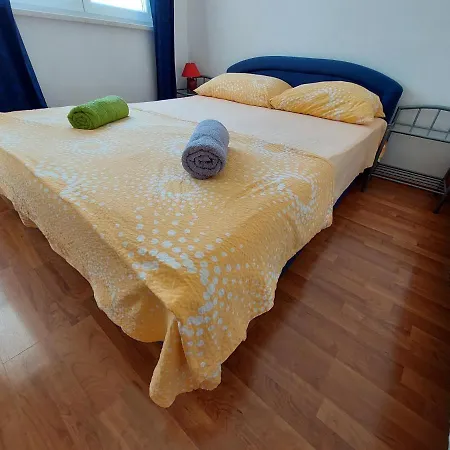 Apartament Jure *