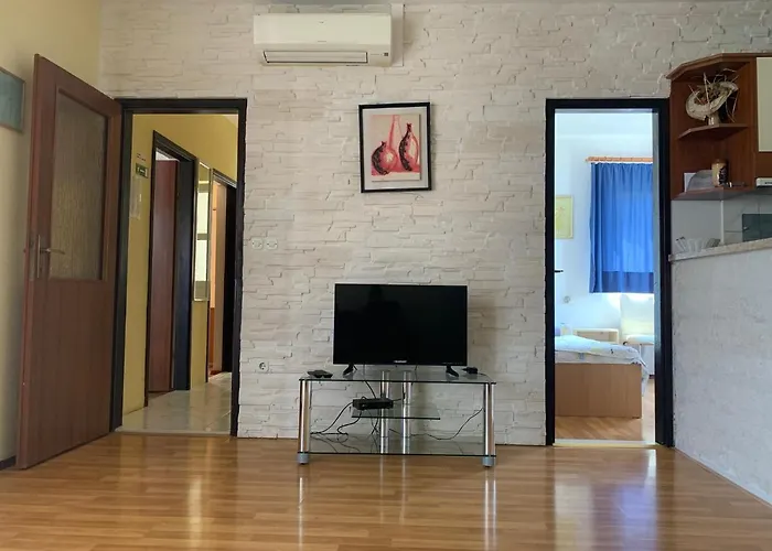 Jure פרימוסטן